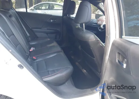 2017 Honda Accord Sport Se z USA, uszkodzony, nr VIN 1HGCR2F13HA000127